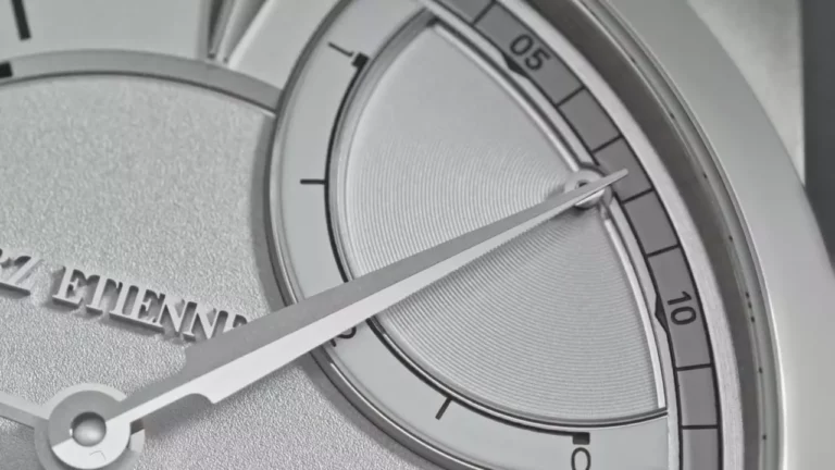 Discover the Elegance of the 1902 RESERVE DE MARCHE-Silver-1