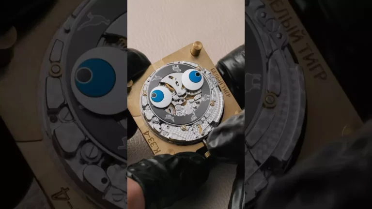 Exploring the Intricacies of Konstantin Chaykin’s Micro-Rotor Movement