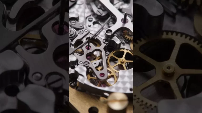 Exploring the Perpetual Calendar of the New Movement