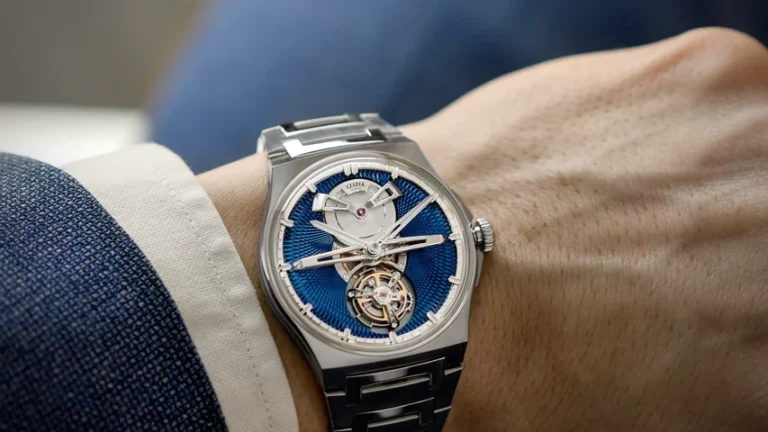 CZAPEK GENÈVE - CZAPEK / Antarctique Tourbillon Cosmic Blue