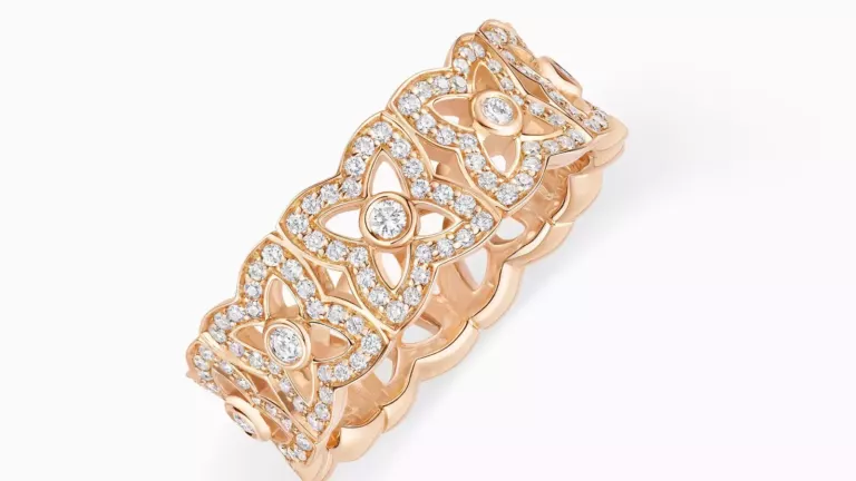 DE BEERS LONDON - Lotus by DE BEERS Rings Designed for Every Moment