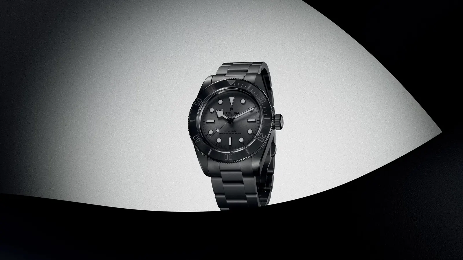 TUDOR - Black Bay Ceramic