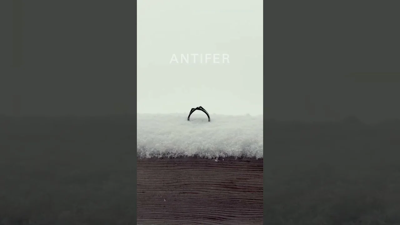 REPOSSI - Discover the Elegance of REPOSSI’s Antifer Collection in the Snow