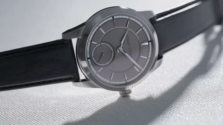 SCHWARZ ETIENNE - Exploring the Elegance of the 1902 PETITE SECONDE – Slate Grey-2