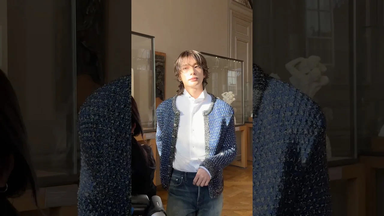 DIOR - Hyunjin Showcases Dior Timepiece While Meeting Jonathan Anderson