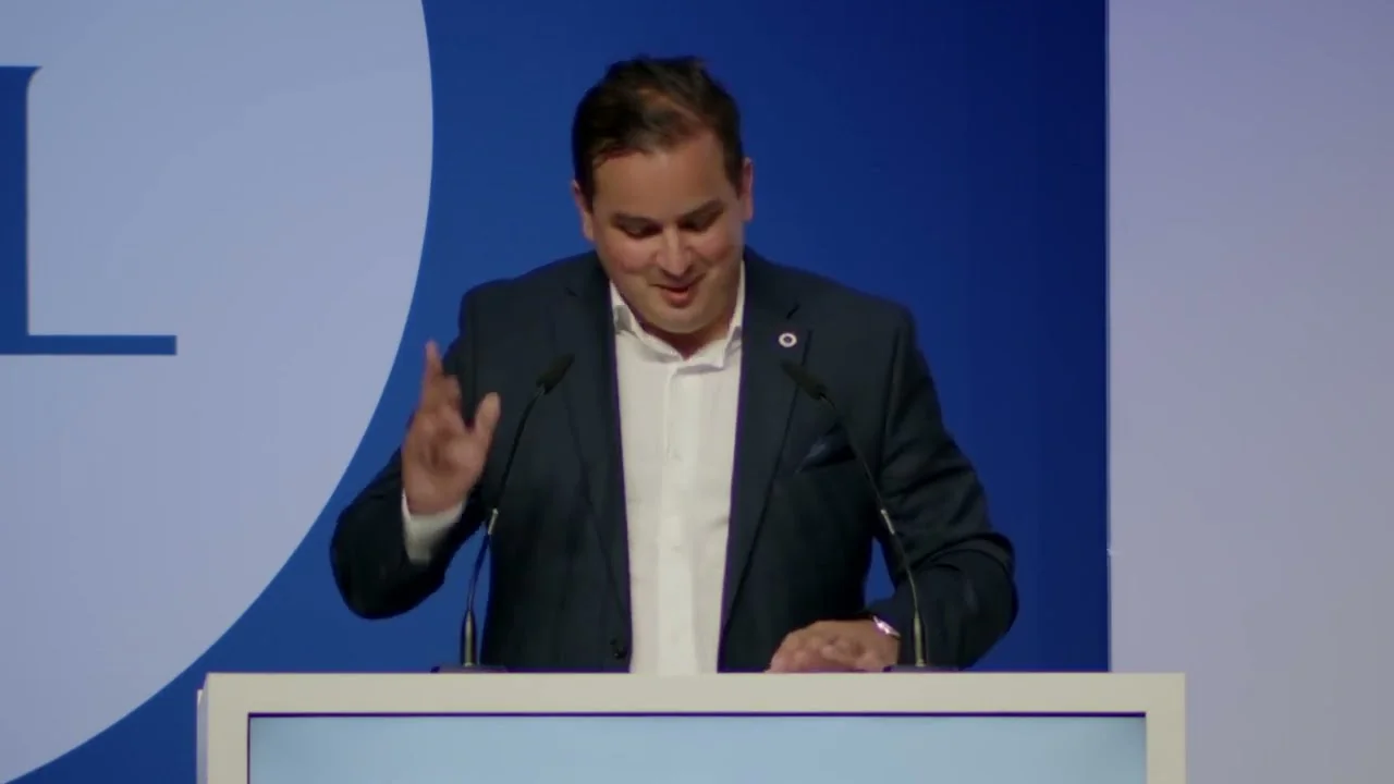 ID GENÈVE WATCHES - Inspirational Graduation Speech at Ecole Hôtelière de Lausanne