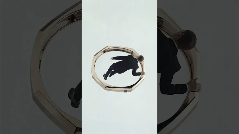 MESSIKA - Unveiling the MESSIKA Moderniste: A Stunning Fusion of Art and Time