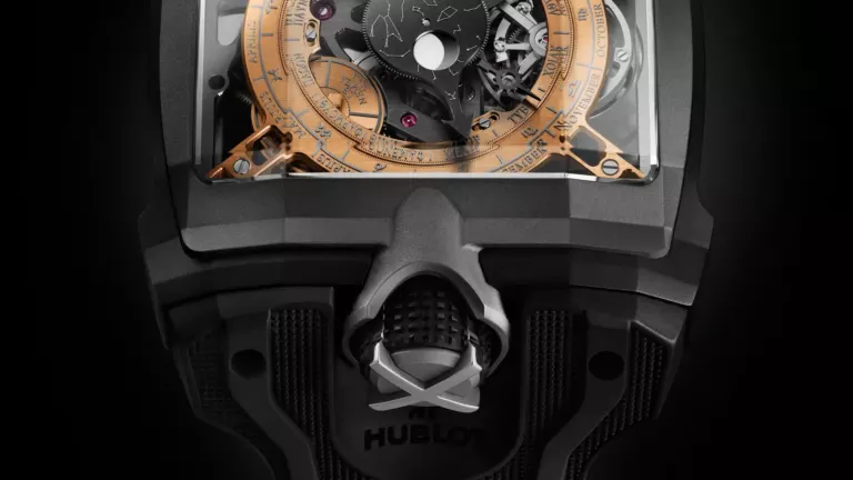 HUBLOT - Antikythera Fuses Ancient History