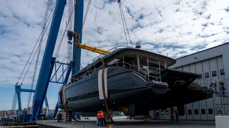 SUNREEF YACHTS - Sunreef 100 Eco A Different Kind of Superyacht