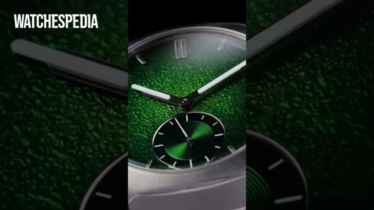 H. MOSER & CIE - Streamliner Small Seconds Lime Green Enamel Boutique Edition